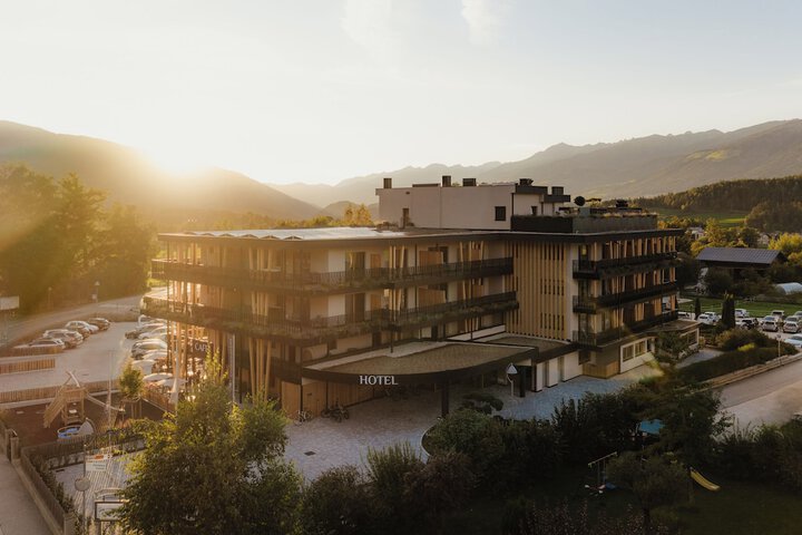 Hotel B & B Feldmessner in Brunico