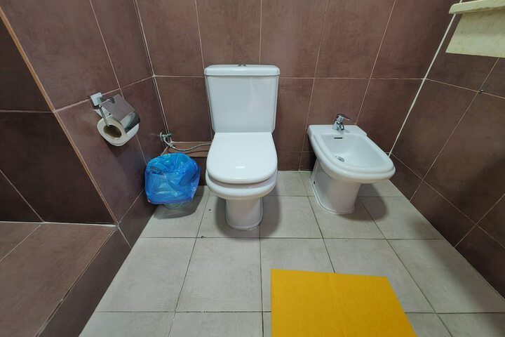 Room 325 of 404