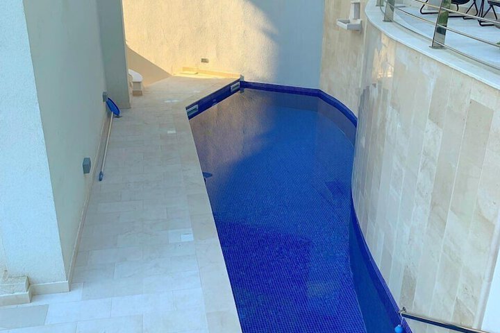 Pool 34 of 49