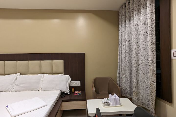 Room 73 of 150