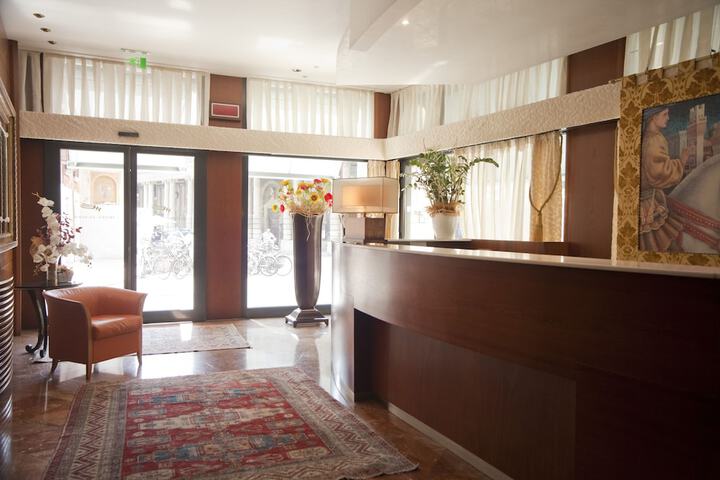 Hotel Interior 5 of 43