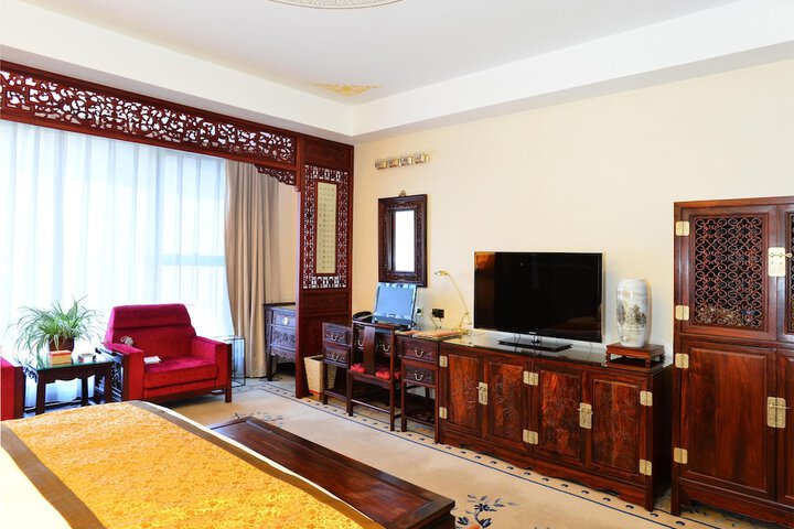 Room 17 of 65