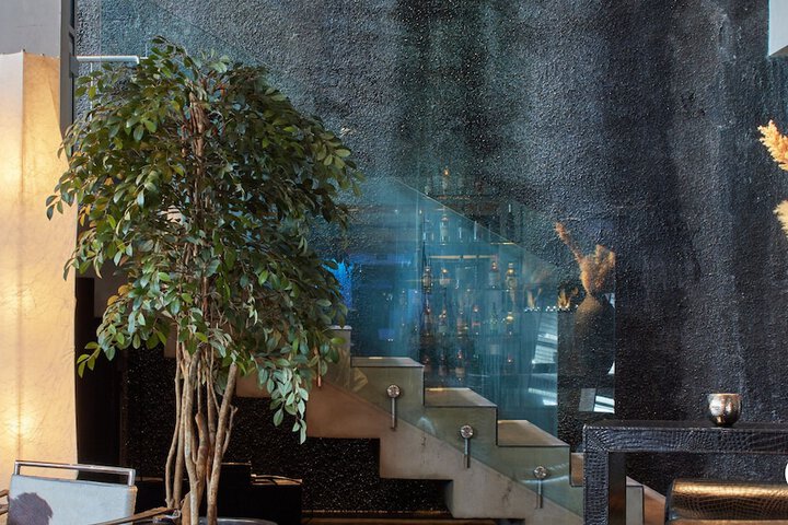 Guest Lobby