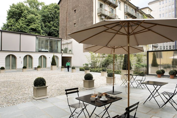 Terrace/Patio 77 of 82