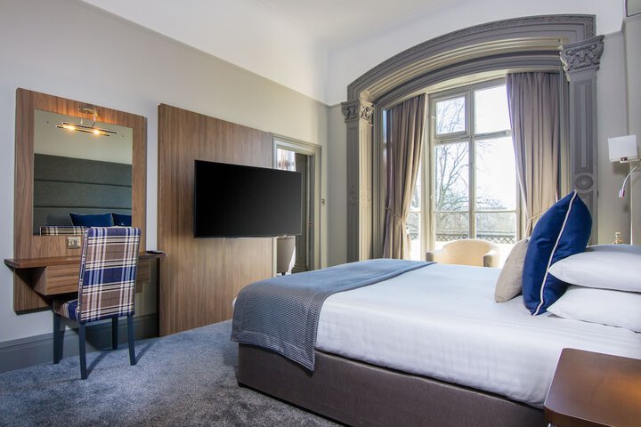 Room 20 of 38