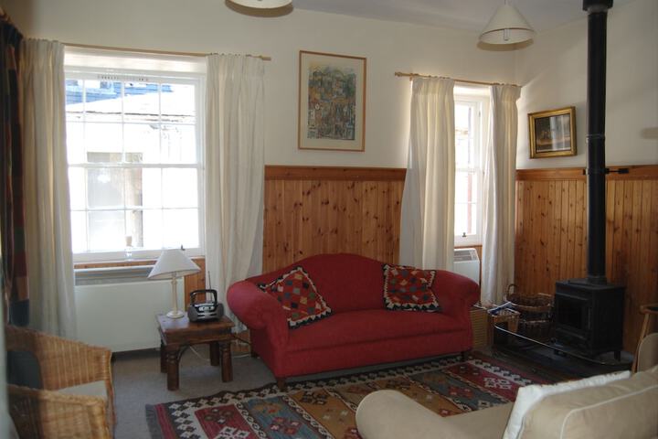 Room 16 of 40