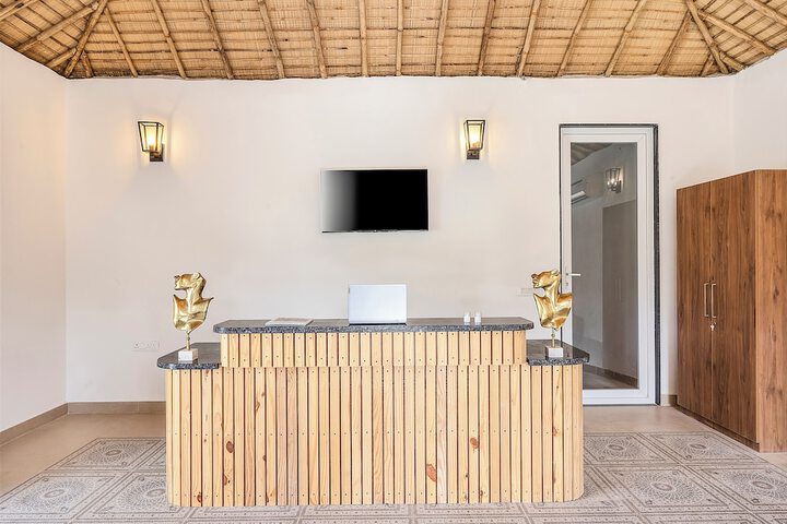 ELIVAAS Kimaya Suite With Game Zone