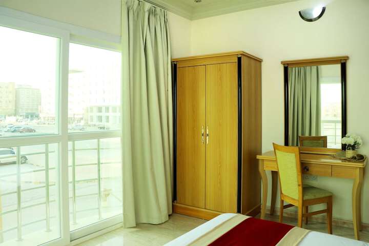 Room 13 of 39