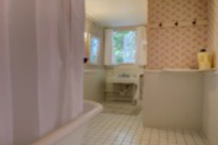 Room 181 of 408