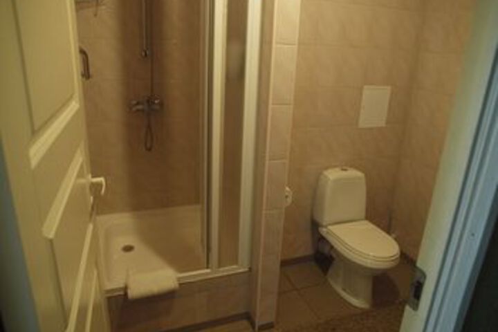 Room 45 of 65
