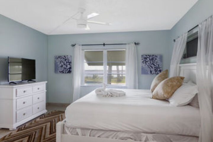 Room 25 of 60