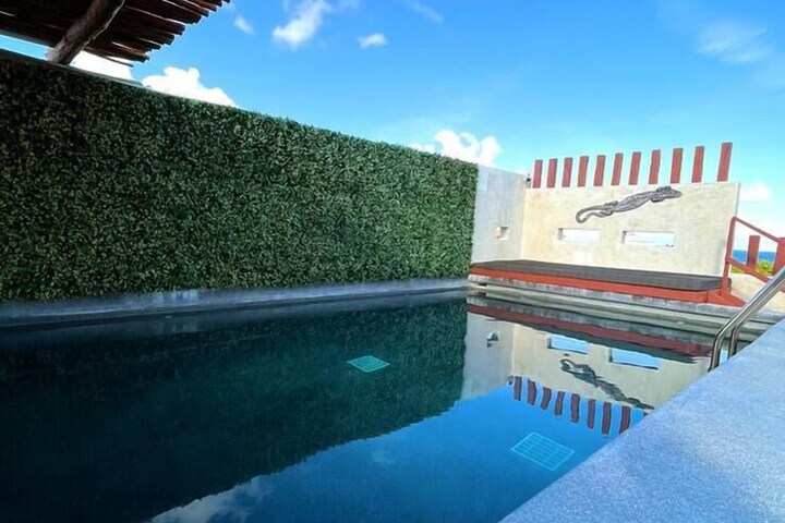 Pool 94 of 117