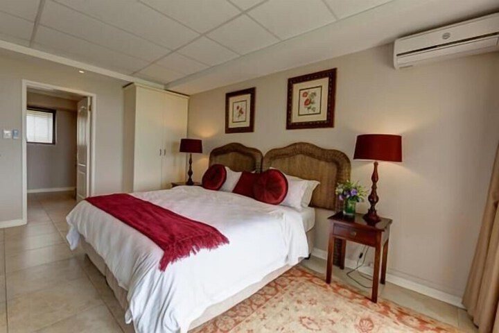 Room 12 of 79