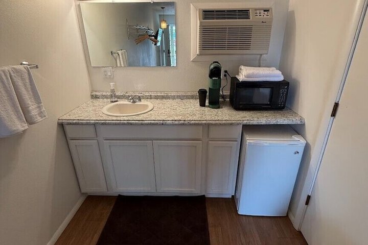 Room 15 of 29