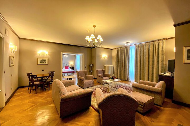 Room 46 of 161