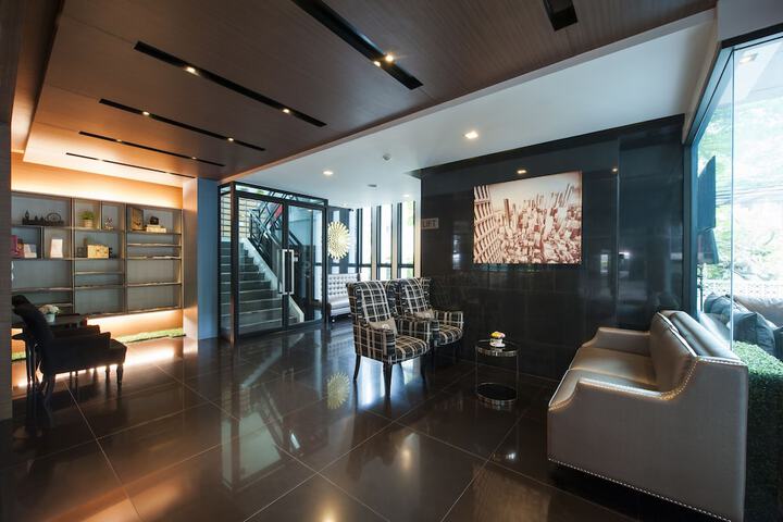 Hotel Interior 13 of 117