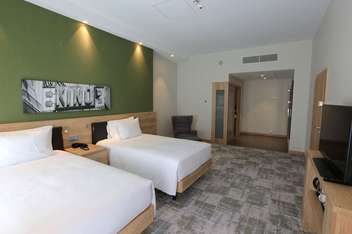 Room 29 of 86