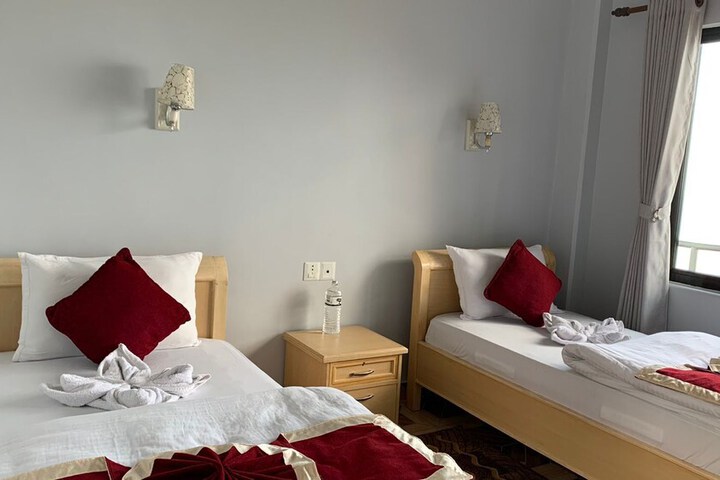 Room 22 of 111