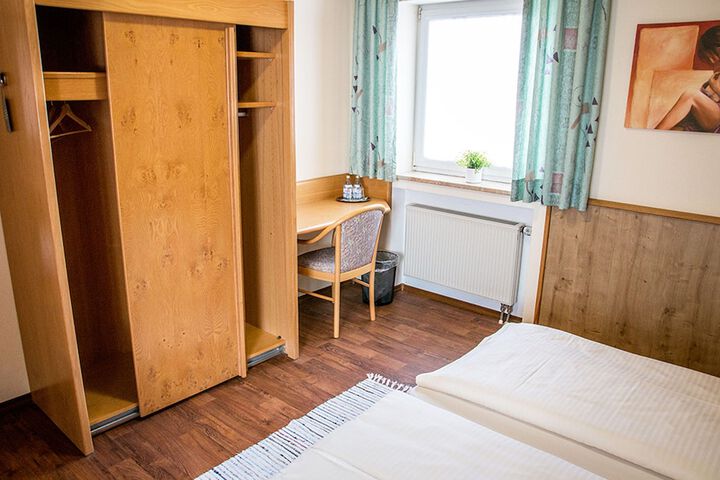 Room 3 of 30