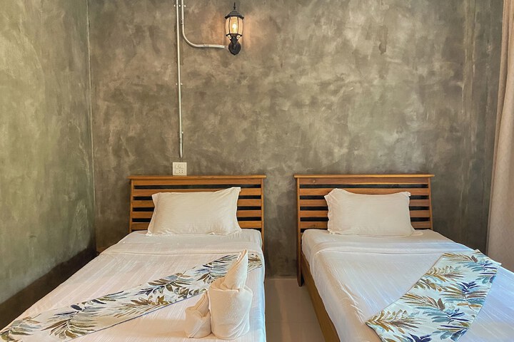 Room 20 of 48