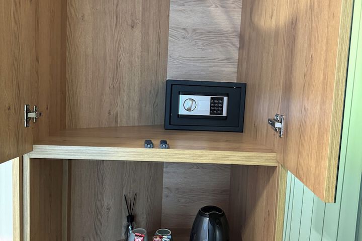 Room 22 of 47