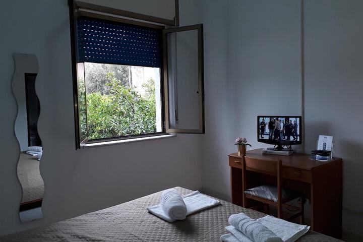 Room 29 of 41