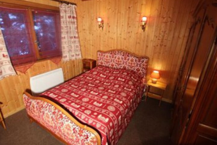 Room 24 of 39