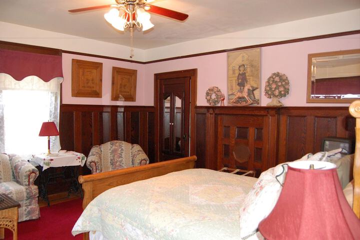Room 16 of 23