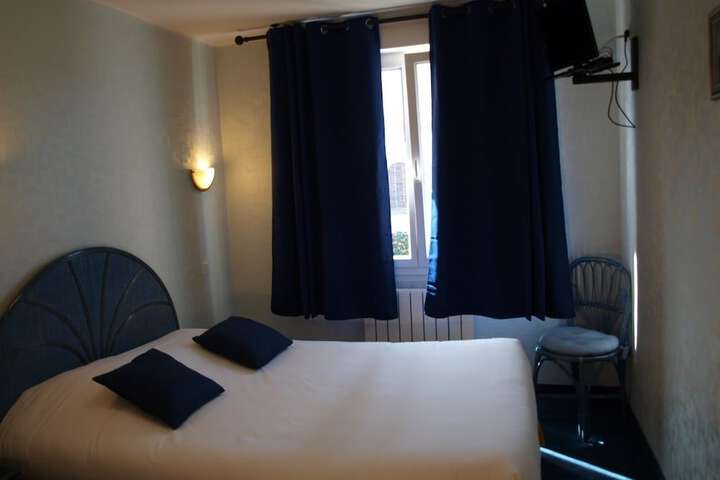 Room 7 of 34
