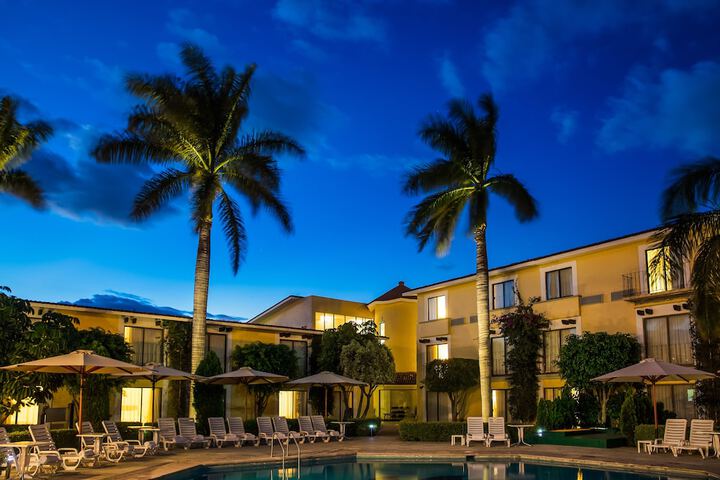 Hotel 77 of 83