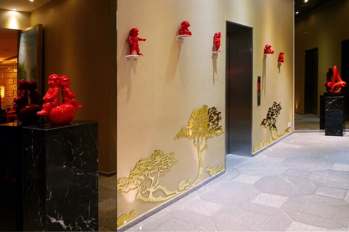 Hotel Lobby