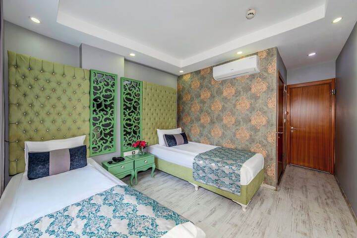 Room 19 of 42