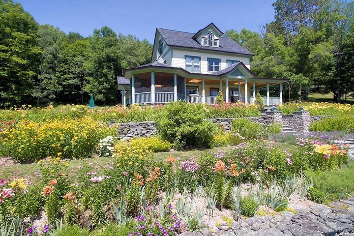 Property Grounds 27 of 35