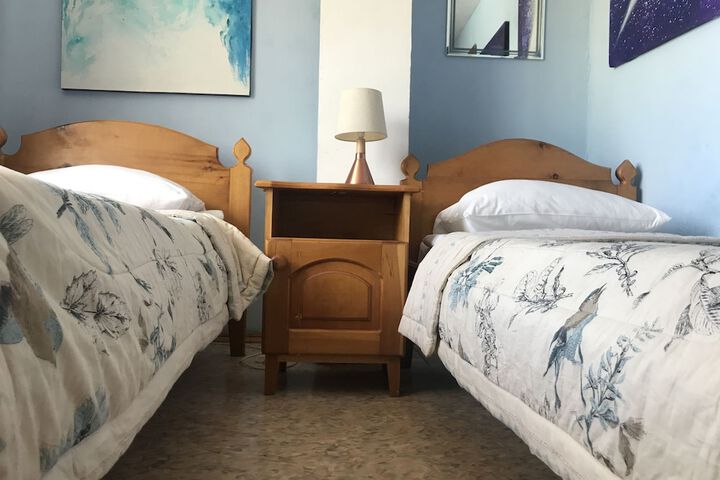 Room 13 of 125