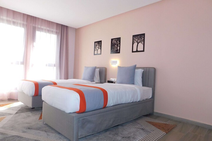 Room 28 of 53