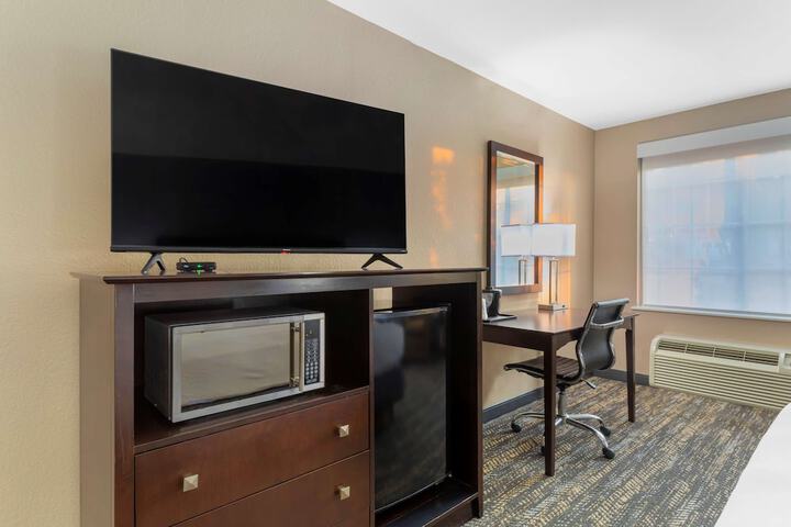 Room 10 of 22