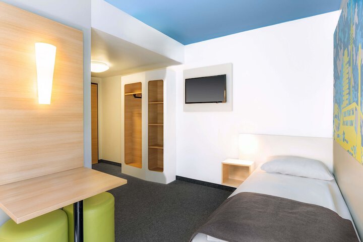 Room 17 of 29