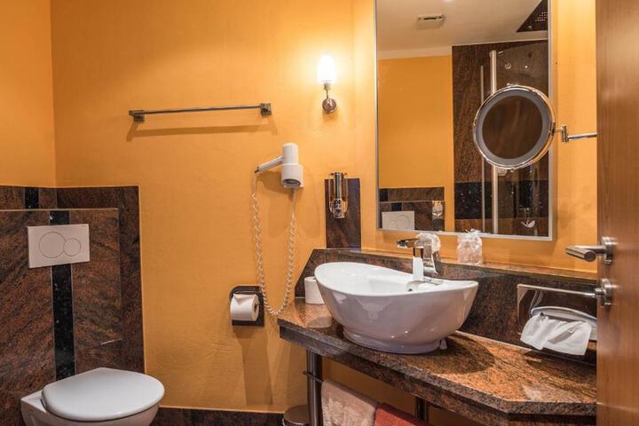 Clean Restrooms