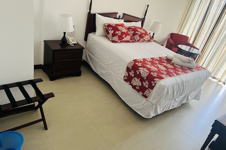 Room 47 of 170