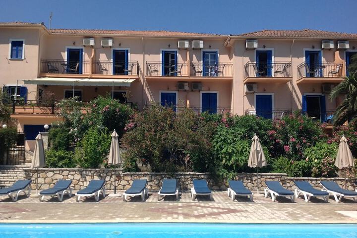 Pools & Facilities