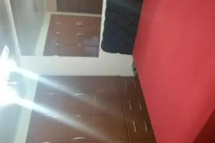 Room 12 of 20