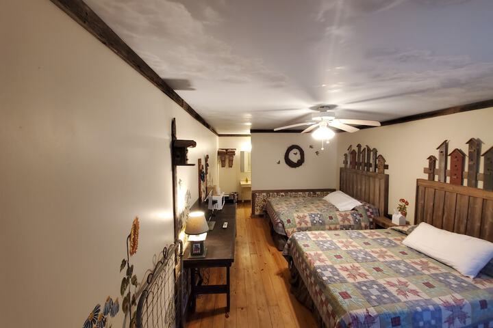 Room 24 of 55