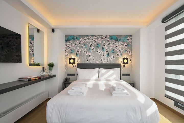 Room 15 of 113
