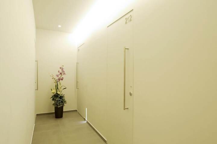 Room 20 of 30
