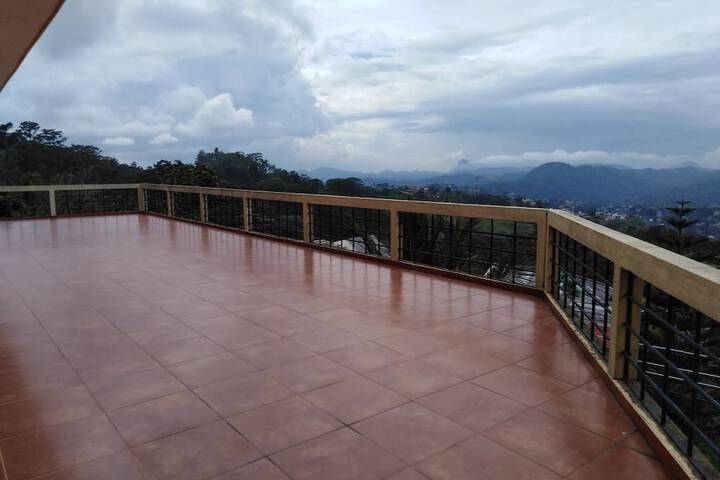 Hotel Exterior 94 of 95