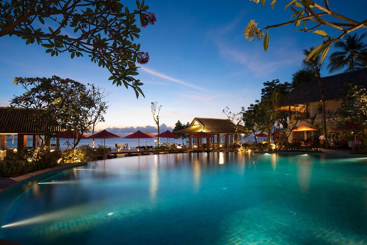 Pool Hotel