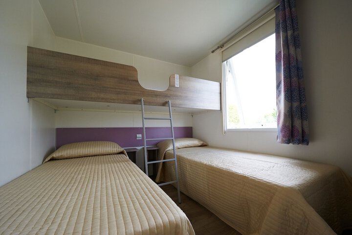 Room 4 of 24