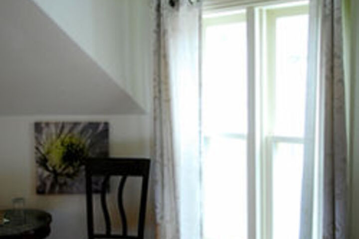 Room 7 of 17