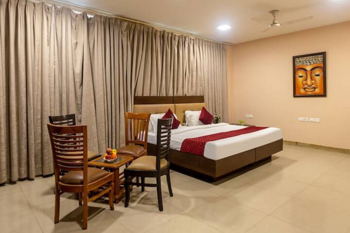 Room 6 of 37