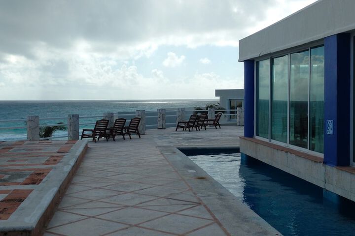 Hotel 26 of 28
